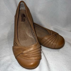 NWOT Cliffs by White Mountain Harlyn Flats